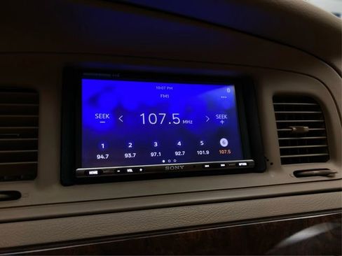 Used 2008 Mercury Grand Marquis GS image 28