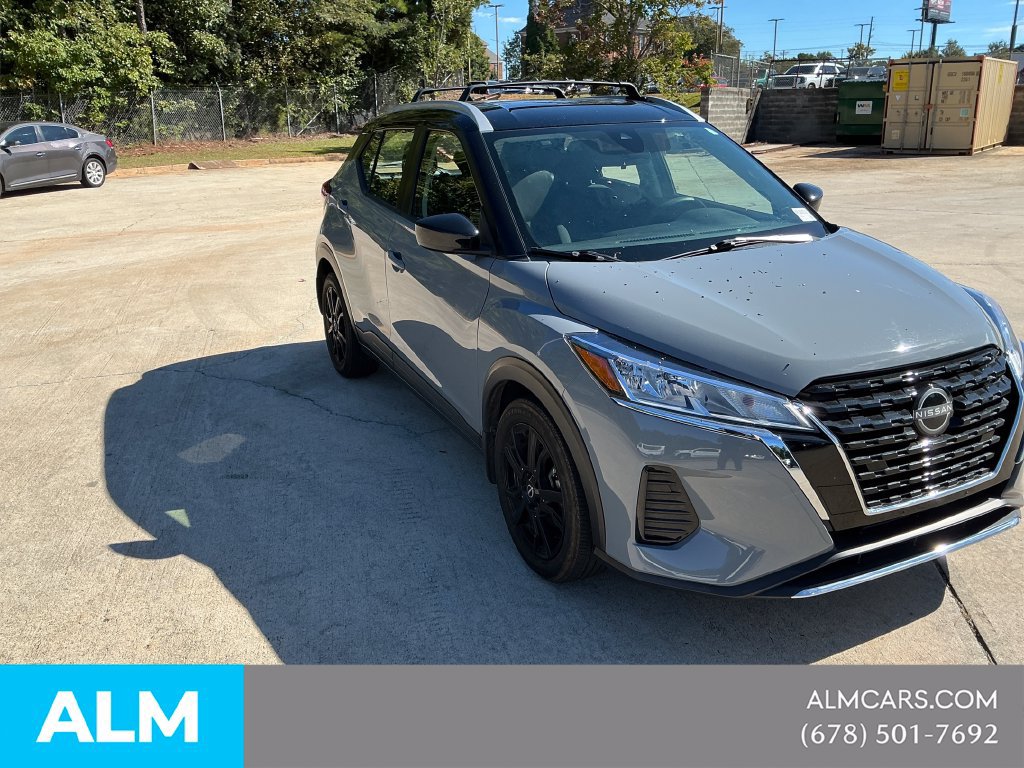 Used 2023 Nissan Kicks SV w/ Exterior Package FWD image 3