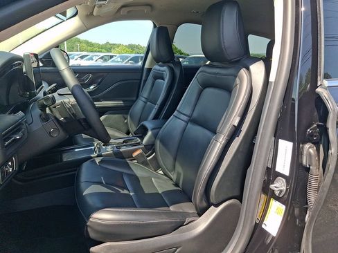 Used 2023 Lincoln Corsair AWD w/ Equipment Group 101A image 13