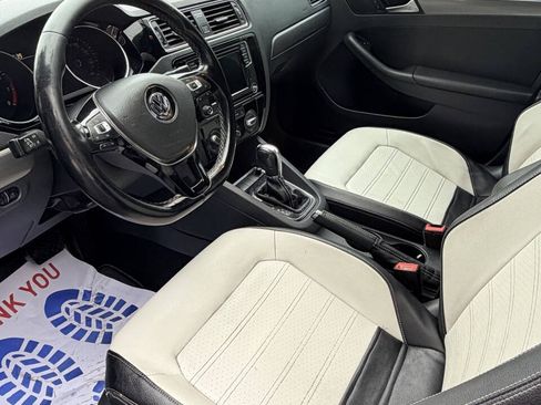 Used 2016 Volkswagen Jetta Sport FWD image 11