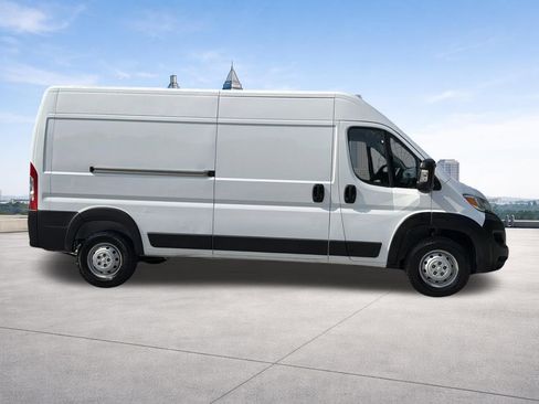 Used 2023 RAM ProMaster 2500 FWD image 22