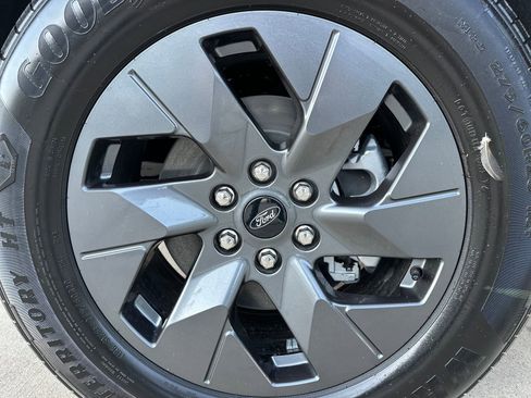 New 2025 Ford F150 Lightning Flash image 24