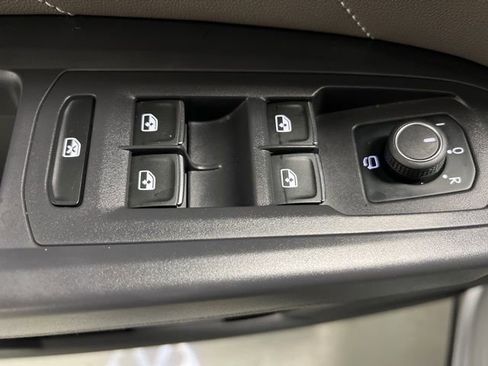 Used 2021 Volkswagen Atlas SEL Premium AWD/4WD image 12