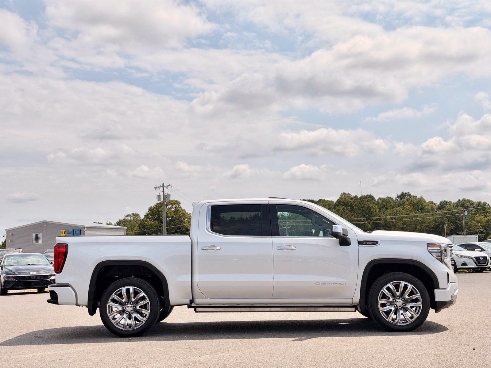 Used 2023 GMC Sierra 1500 Denali AWD/4WD image 8