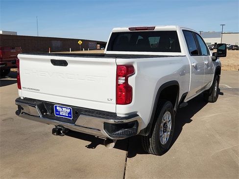 Used 2024 Chevrolet Silverado 2500 LT image 4