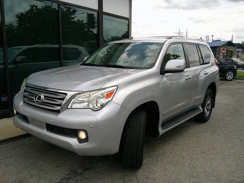 Used 2013 Lexus GX 460 Premium AWD/4WD image 2