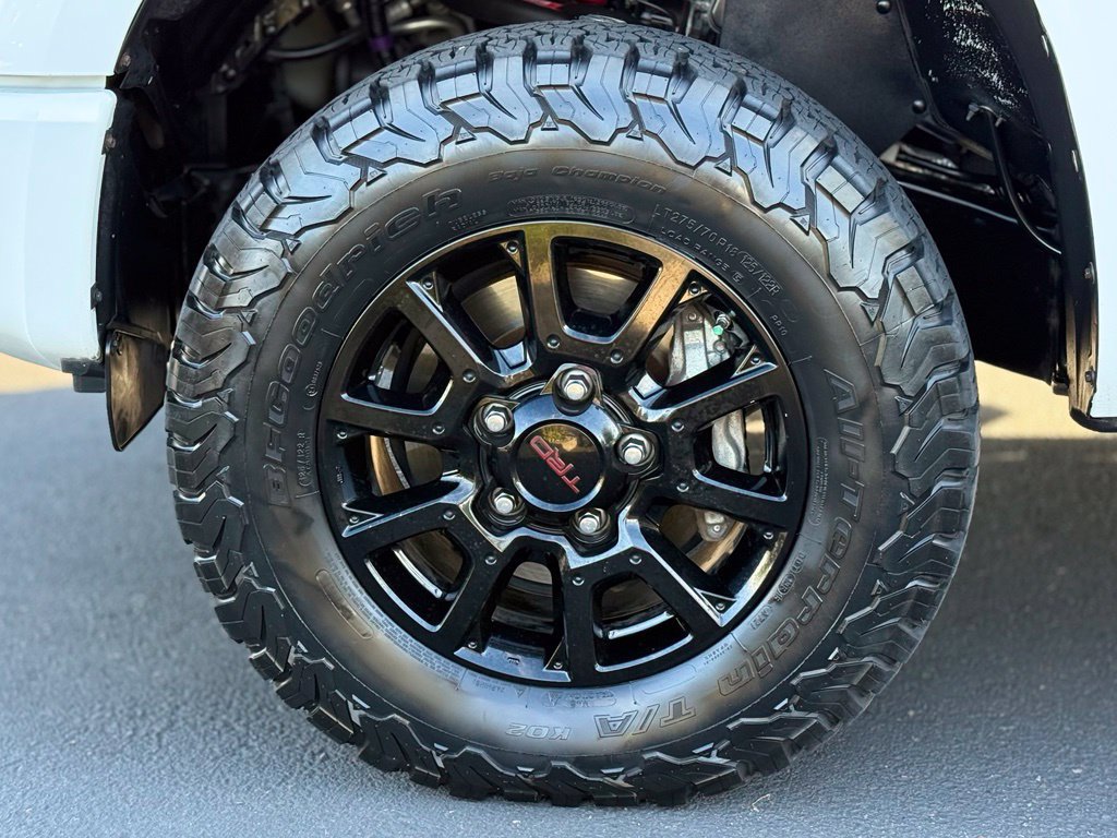Used 2015 Toyota Tundra TRD Pro AWD/4WD image 9