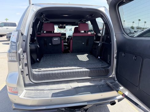 Used 2023 Lexus GX 460 Premium AWD/4WD image 5