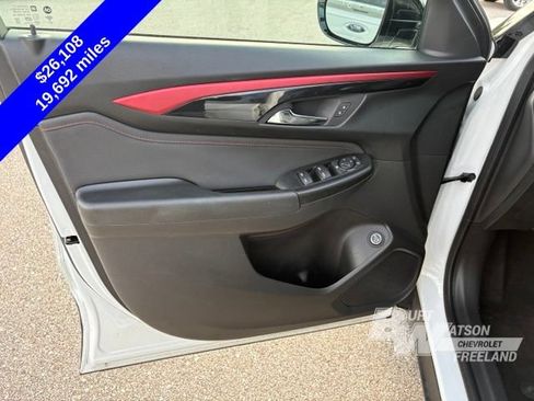 Used 2024 Chevrolet TrailBlazer RS w/ Convenience Package AWD/4WD image 10