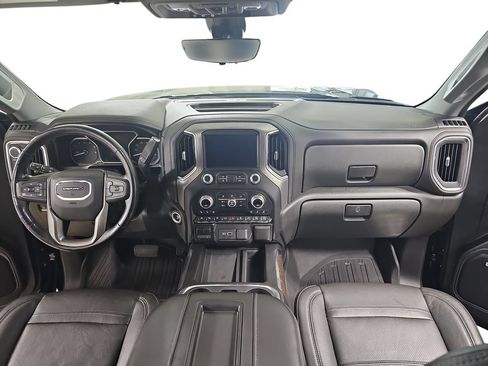 Certified 2019 GMC Sierra 1500 Denali w/ Denali Ultimate Package AWD/4WD image 11