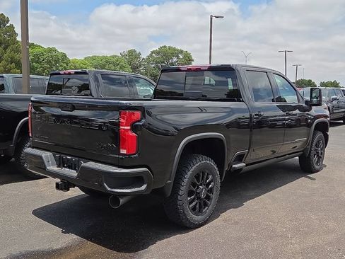 New 2026 Chevrolet Silverado 2500 High Country w/ Midnight Edition AWD/4WD image 3