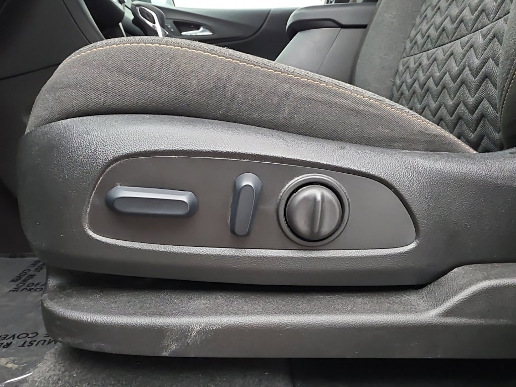Used 2024 Chevrolet Equinox LT AWD/4WD image 24