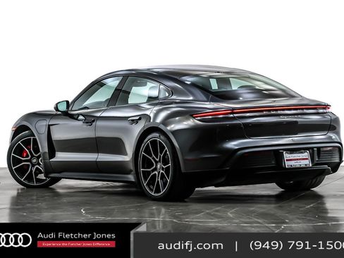 Used 2023 Porsche Taycan 4S w/ Premium Package image 12