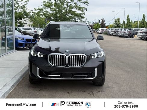 New 2026 BMW X5 xDrive50e w/ Premium Package AWD/4WD image 8