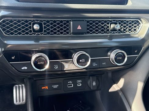 Used 2023 Acura Integra A-Spec image 23