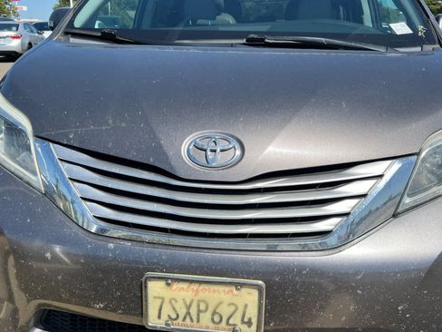 Used 2016 Toyota Sienna Limited AWD/4WD image 12