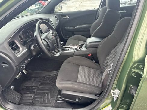 Used 2022 Dodge Charger R/T w/ Blacktop Package RWD image 3