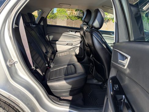 Used 2020 Ford Edge SEL AWD/4WD image 26