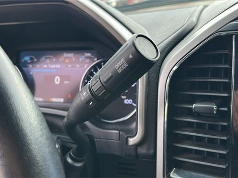 Certified 2022 Ford F250 Lariat w/ Lariat Ultimate Package image 29