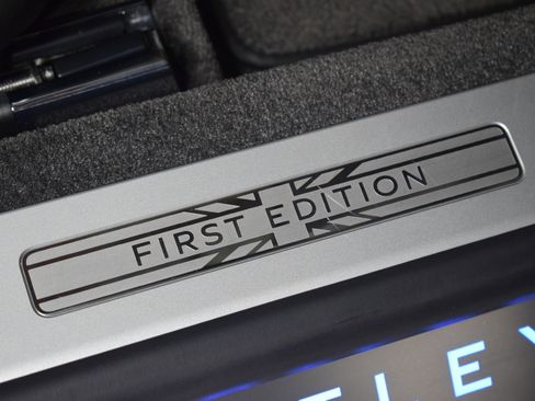 Certified 2020 Bentley Flying Spur W12 image 39