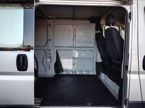 Used 2014 RAM ProMaster 1500 FWD image 16