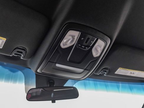 Used 2021 RAM 2500 Big Horn image 28