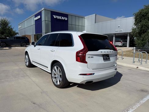Used 2018 Volvo XC90 T6 Inscription w/ Convenience Package AWD/4WD image 4