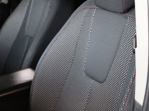 Used 2015 Chevrolet Equinox LT w/ Driver Convenience Package image 34