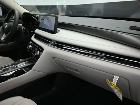 Used 2026 INFINITI QX60 Pure w/ Cargo Package image 25