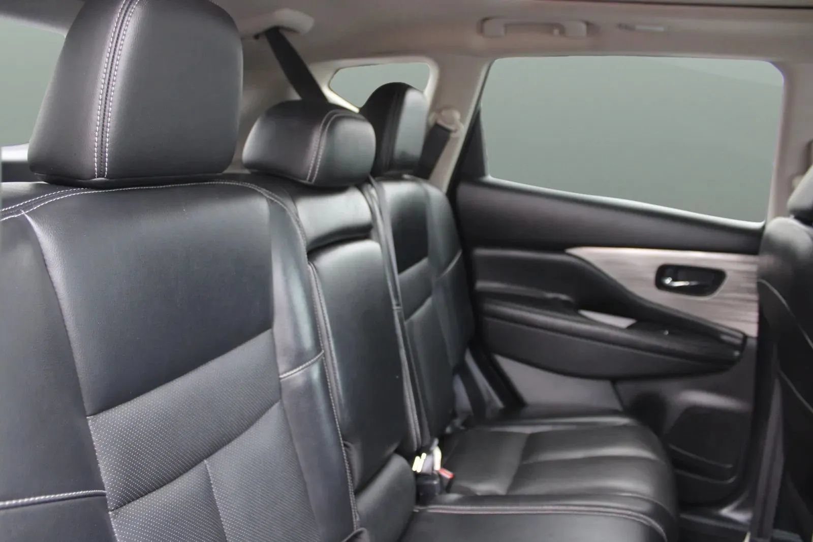 Used 2018 Nissan Murano SL w/ Moonroof Package FWD image 23