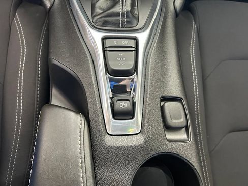 Used 2018 Chevrolet Camaro LT RWD image 48