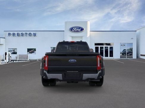 New 2026 Ford F350 XLT w/ XLT Premium Package AWD/4WD image 5