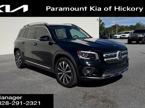 Used 2022 Mercedes-Benz GLB 250 4MATIC image 23