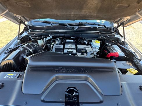 Used 2021 RAM 2500 Big Horn image 16