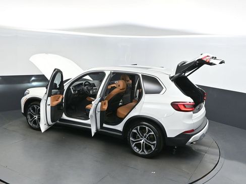 Used 2023 BMW X5 sDrive40i image 49