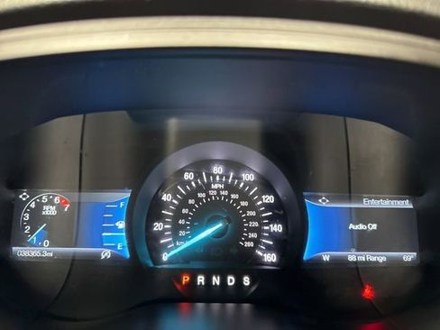 Used 2024 Ford Edge SEL image 8