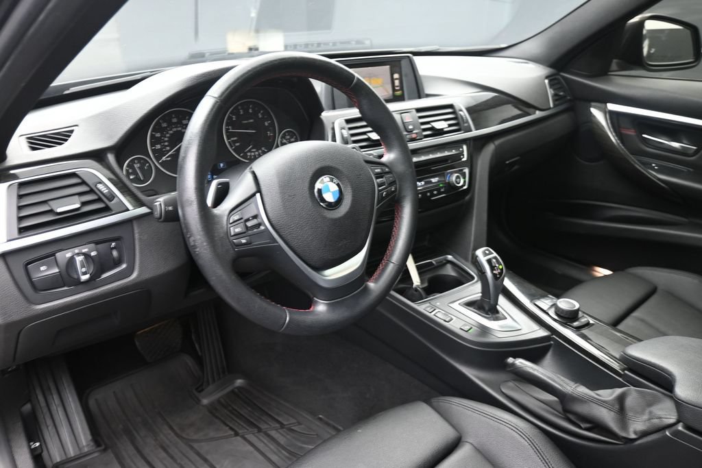 Used 2016 BMW 328i Sedan RWD image 18