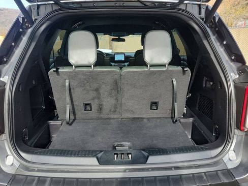 Used 2022 Ford Explorer Timberline image 13