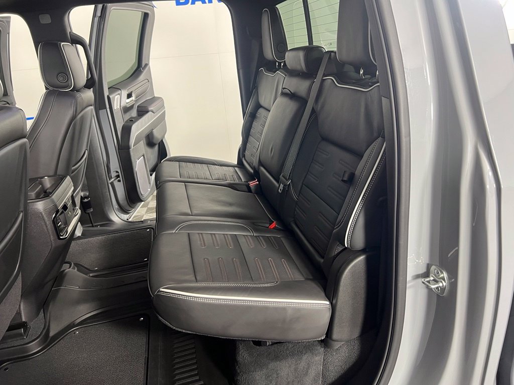 Used 2025 GMC Sierra 1500 AT4X AWD/4WD image 15