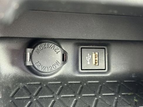 Used 2024 Toyota RAV4 LE FWD image 33