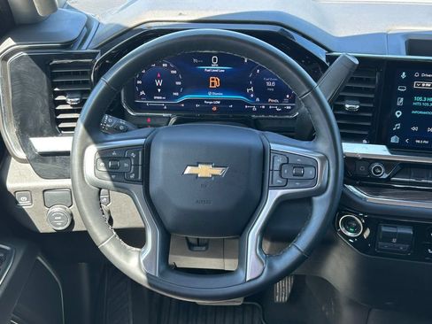 Used 2025 Chevrolet Silverado 1500 LT RWD image 35
