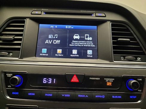 Used 2017 Hyundai Sonata Sport w/ Value Edition Package 02 FWD image 25