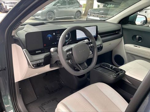 Certified 2025 Hyundai Ioniq 5 Limited RWD image 17
