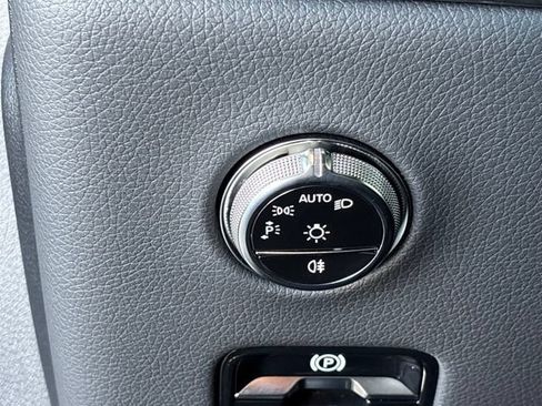 Certified 2026 Mercedes-Benz GLC 300 4MATIC image 25