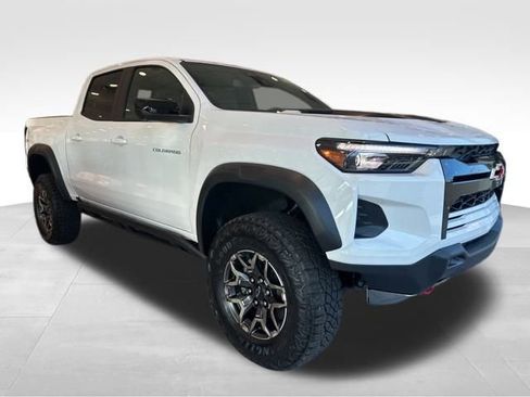 New 2026 Chevrolet Colorado ZR2 w/ Technology Package image 6