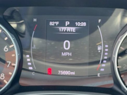 Used 2019 Jeep Compass Latitude w/ Safety & Security Group AWD/4WD image 3