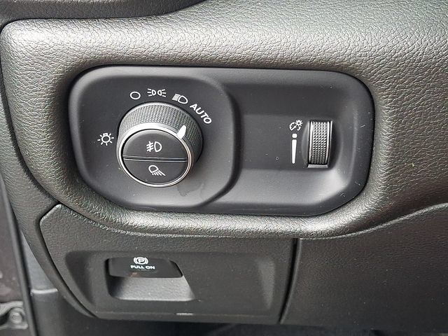 Used 2023 RAM 1500 Tradesman w/ Night Edition AWD/4WD image 25