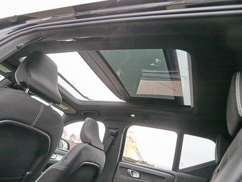 New 2026 Volvo XC40 B4 Plus w/ Climate Package image 21