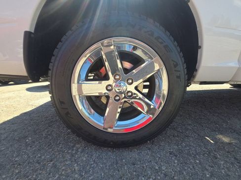 Used 2014 RAM 1500 Express AWD/4WD image 28