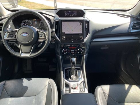 Used 2019 Subaru Forester Limited w/ Popular Package #3 image 9